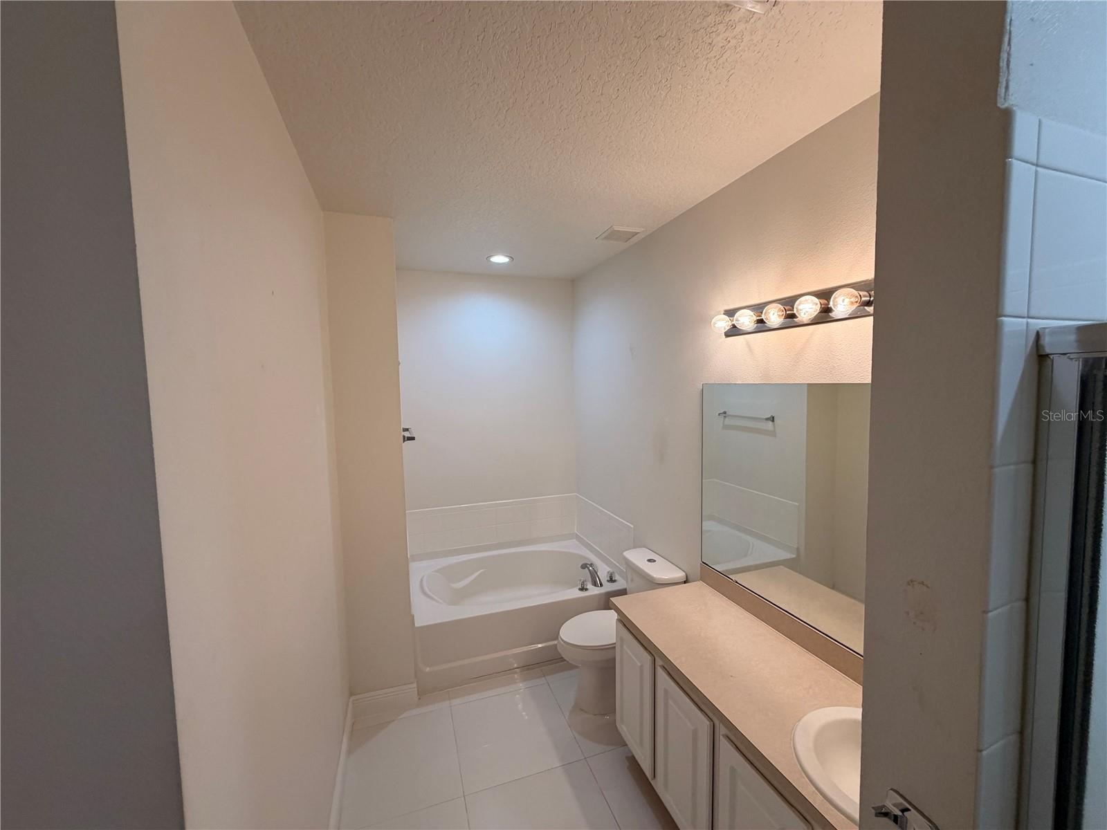 1112 PINE RIDGE DR, DAVENPORT, FL, 33896