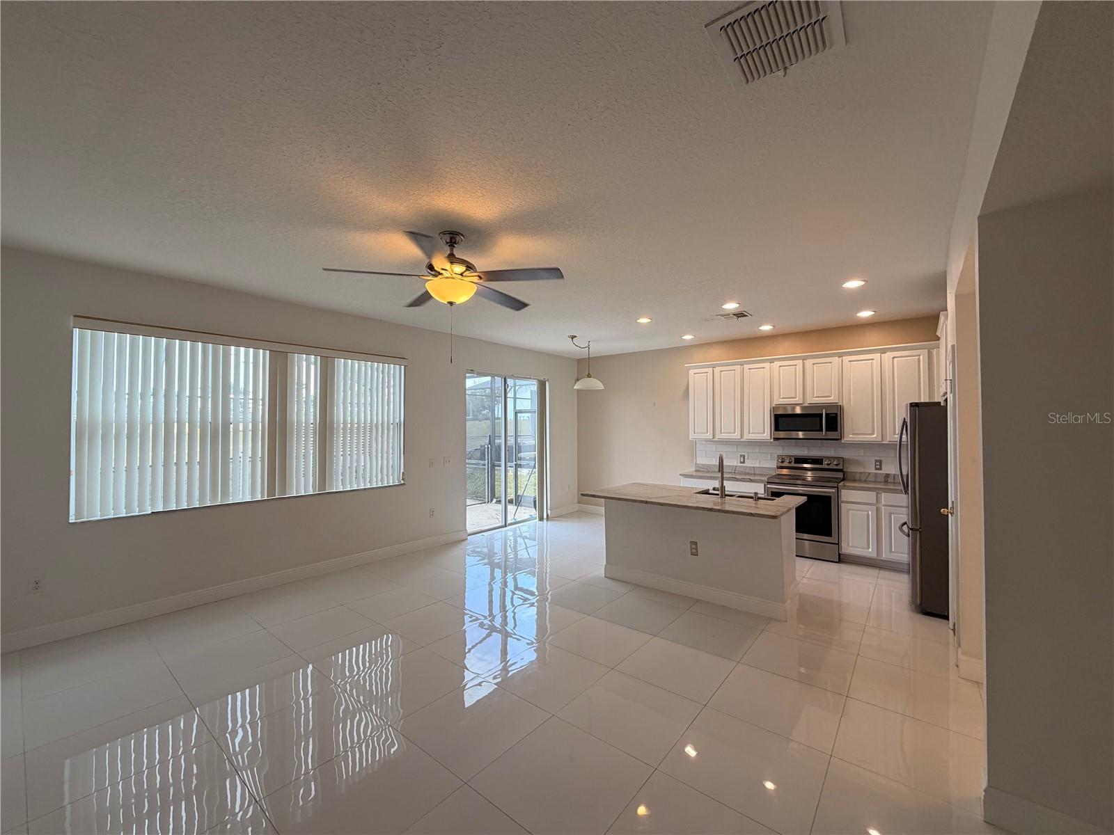 1112 PINE RIDGE DR, DAVENPORT, FL, 33896