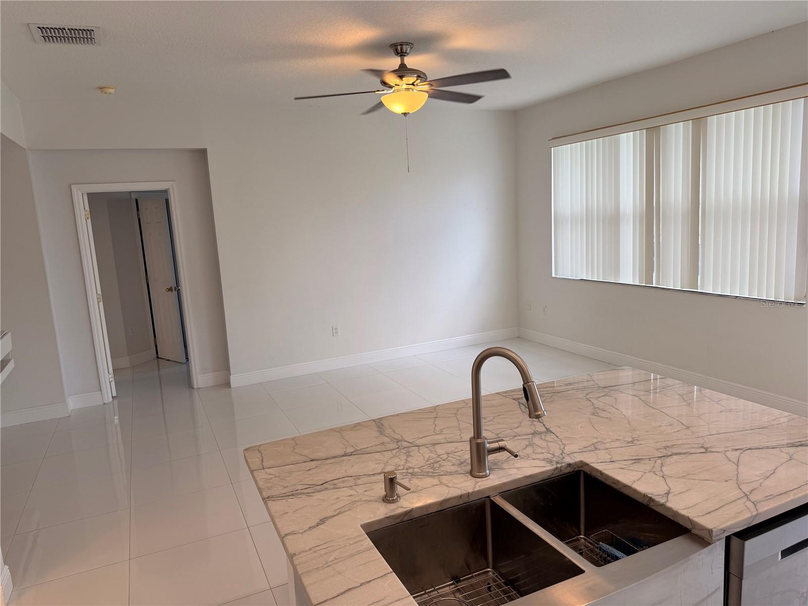 1112 PINE RIDGE DR, DAVENPORT, FL, 33896