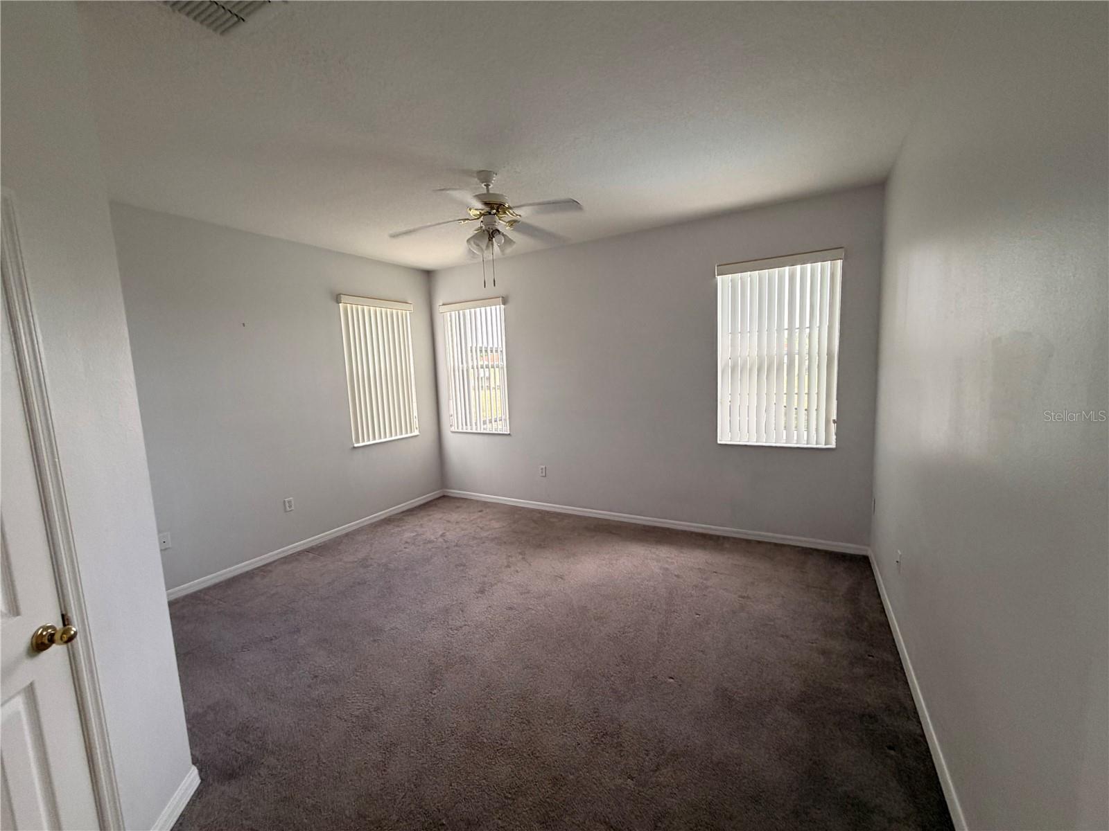 1112 PINE RIDGE DR, DAVENPORT, FL, 33896