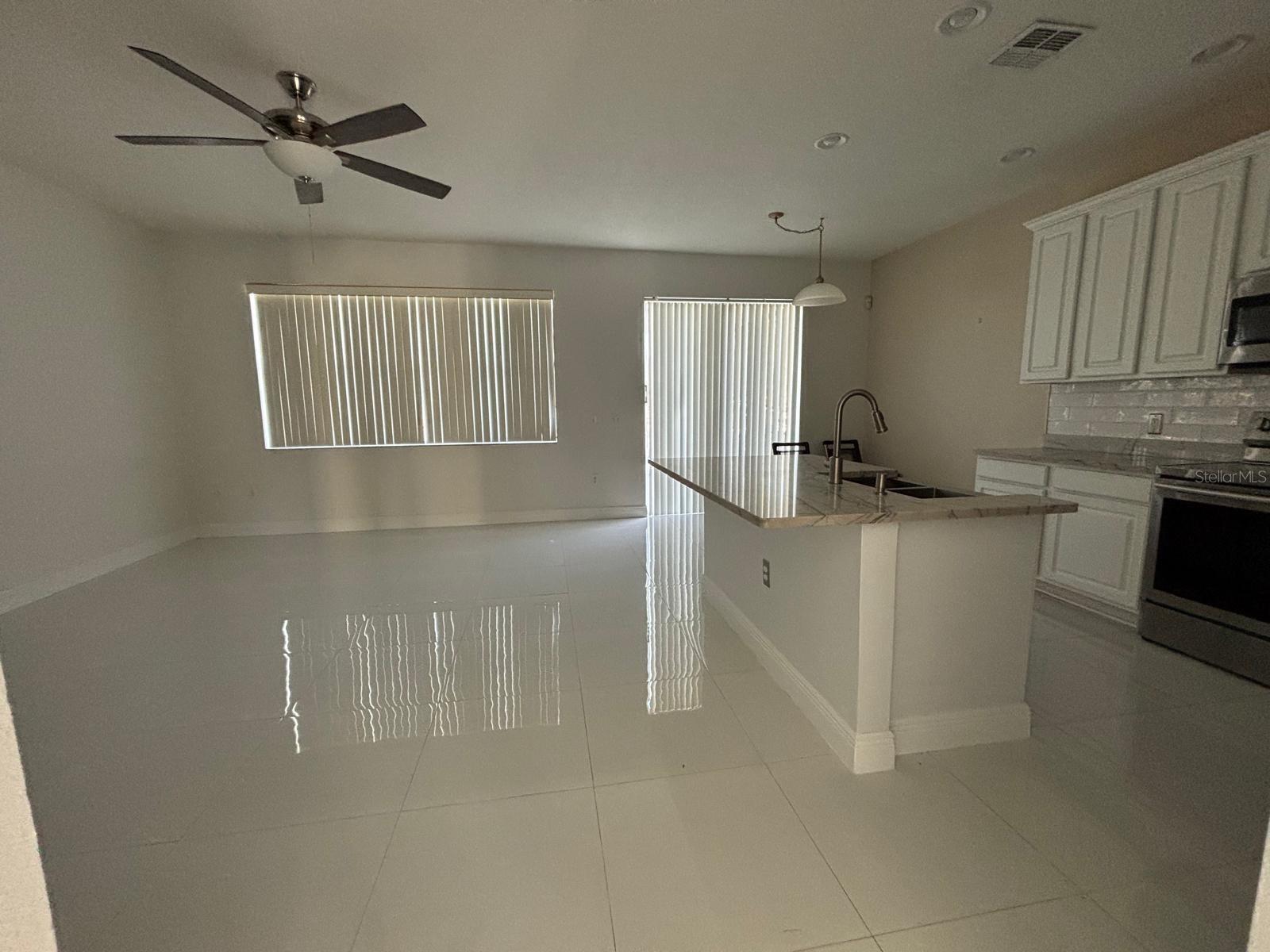 1112 PINE RIDGE DR, DAVENPORT, FL, 33896