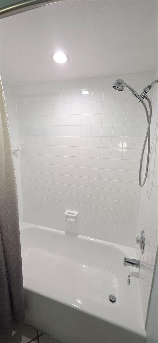 6033 34TH ST W #136, BRADENTON, FL, 34210