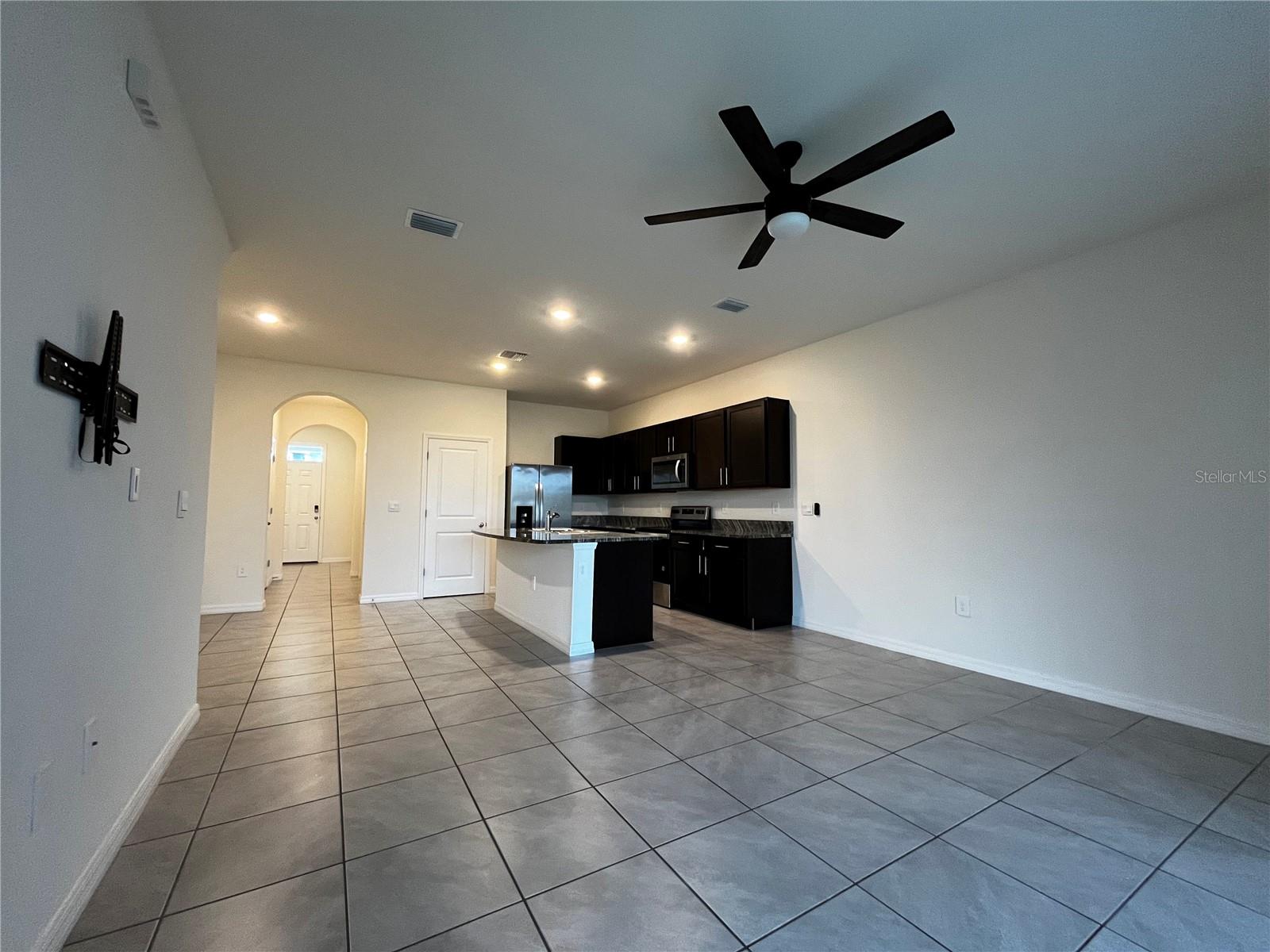 8864 MILESTONE DR, SARASOTA, FL, 34238