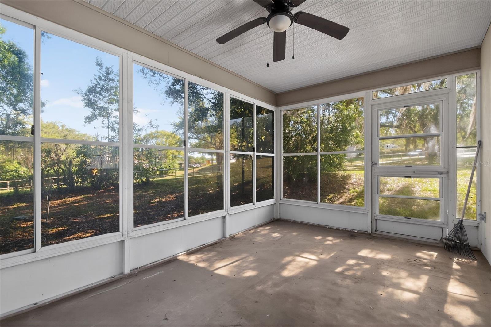 3644 N LAURELWOOD LOOP, BEVERLY HILLS, FL, 34465