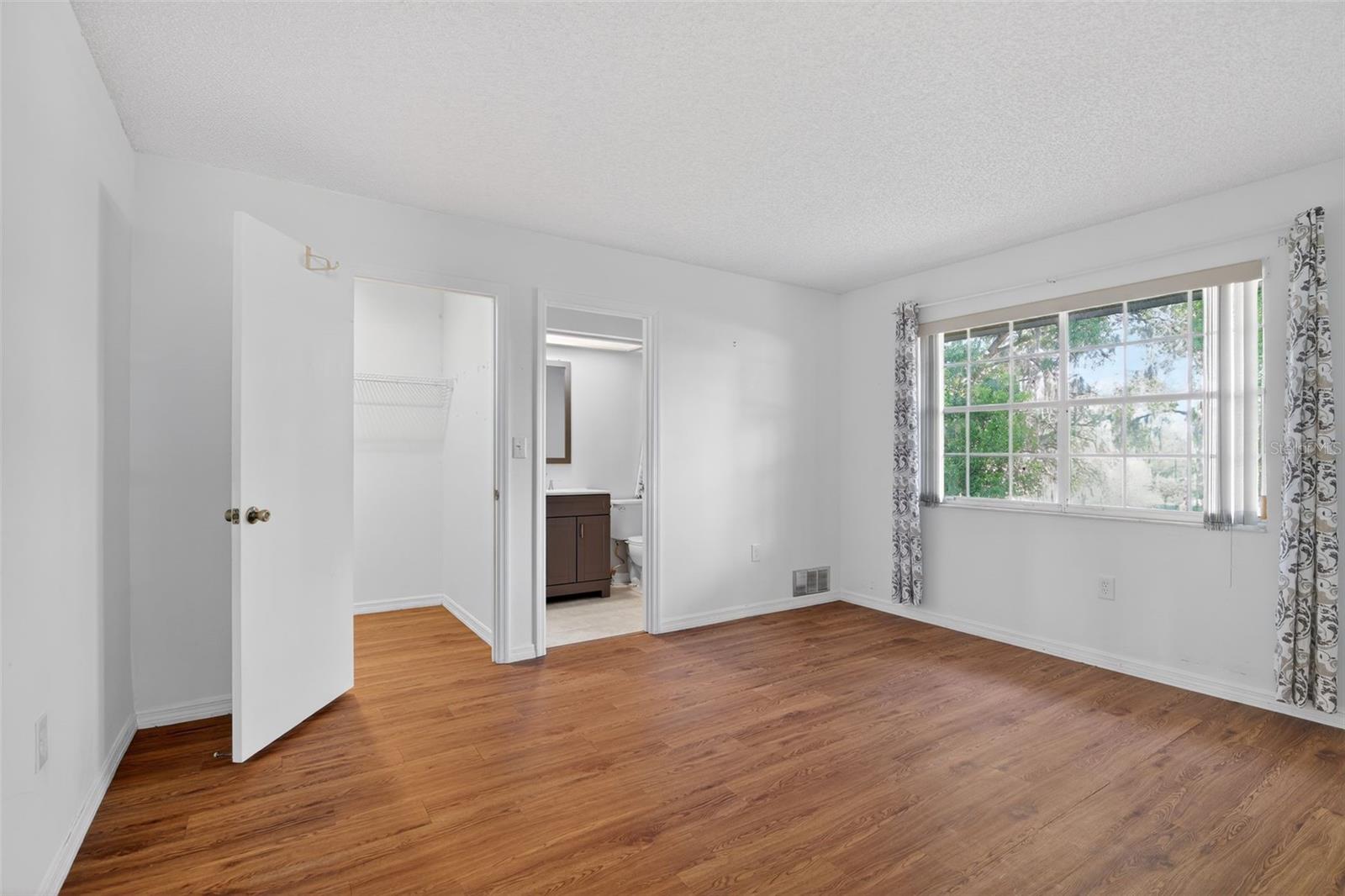 3644 N LAURELWOOD LOOP, BEVERLY HILLS, FL, 34465