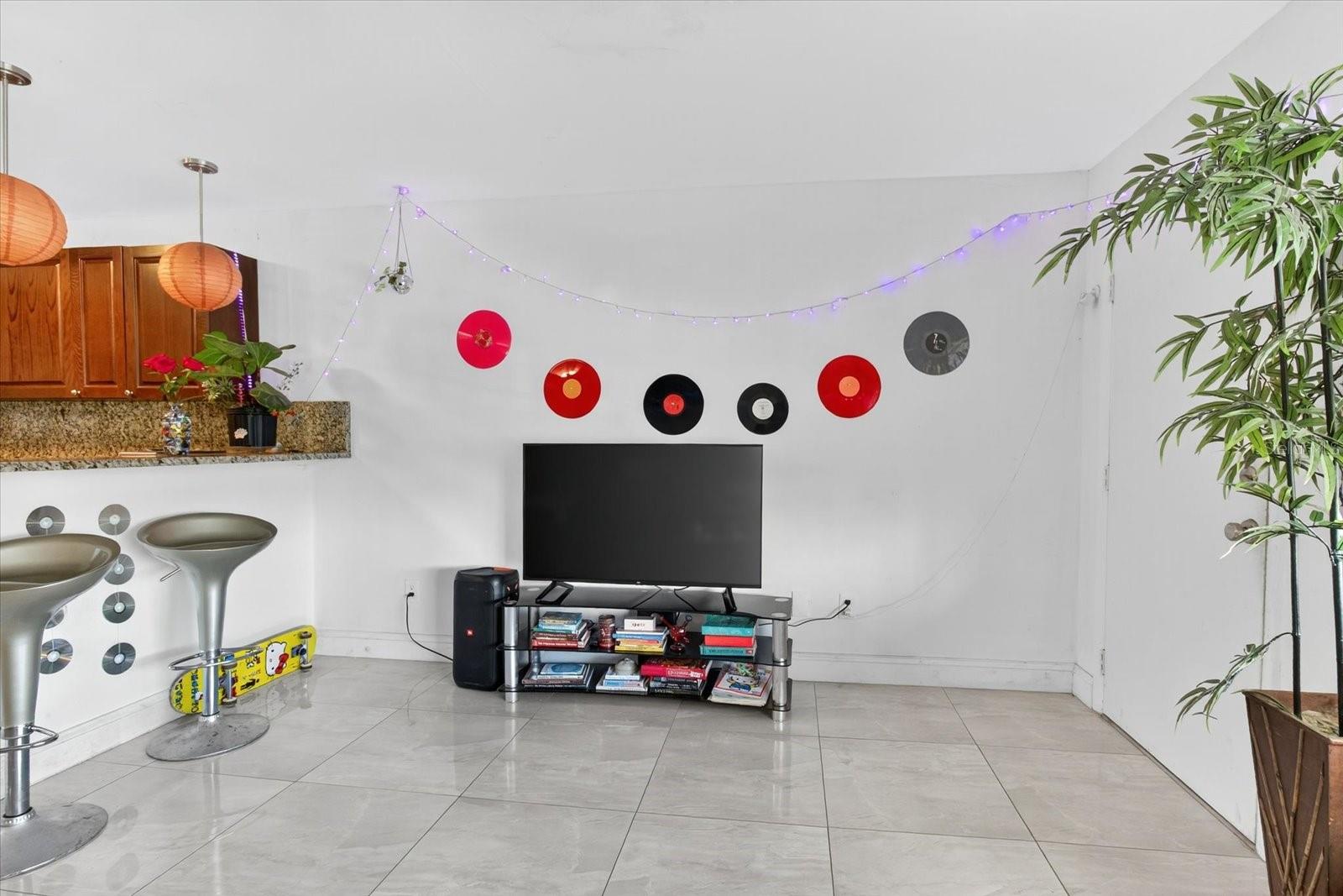 224 WAVERLY WAY #9, CLEARWATER, FL, 33756