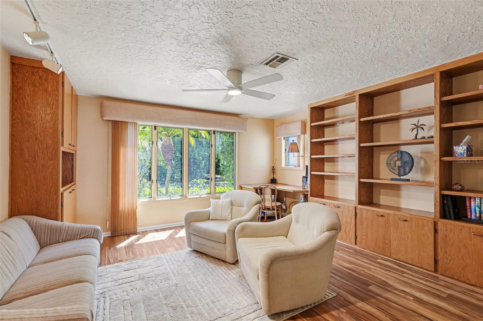 4137 CROOKED MILE RD, MERRITT ISLAND, FL, 32952