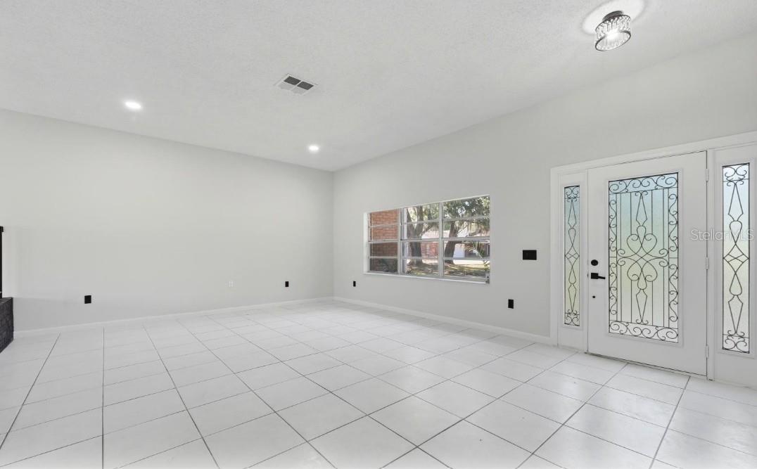 33201 COVENTRY DR, LEESBURG, FL, 34788