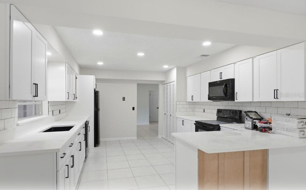 33201 COVENTRY DR, LEESBURG, FL, 34788