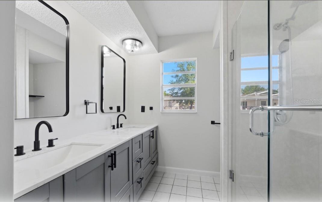 33201 COVENTRY DR, LEESBURG, FL, 34788
