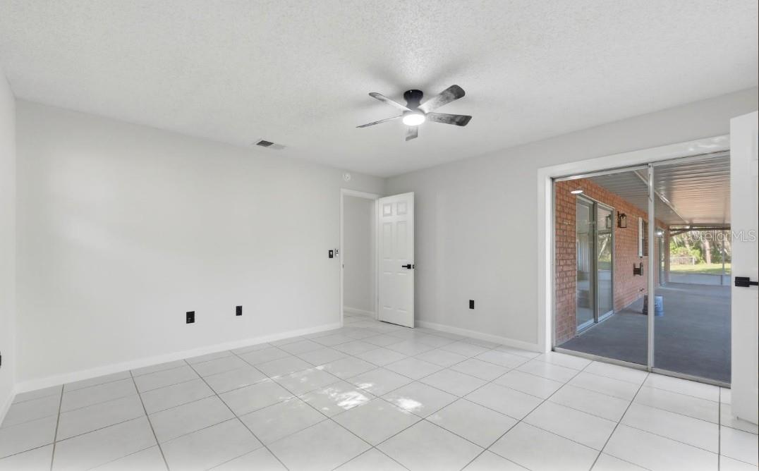 33201 COVENTRY DR, LEESBURG, FL, 34788