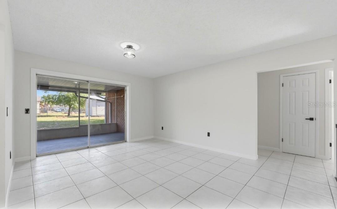 33201 COVENTRY DR, LEESBURG, FL, 34788