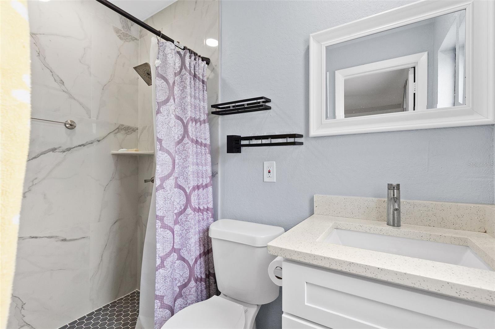 2310 W KNOLLWOOD PL, TAMPA, FL, 33604