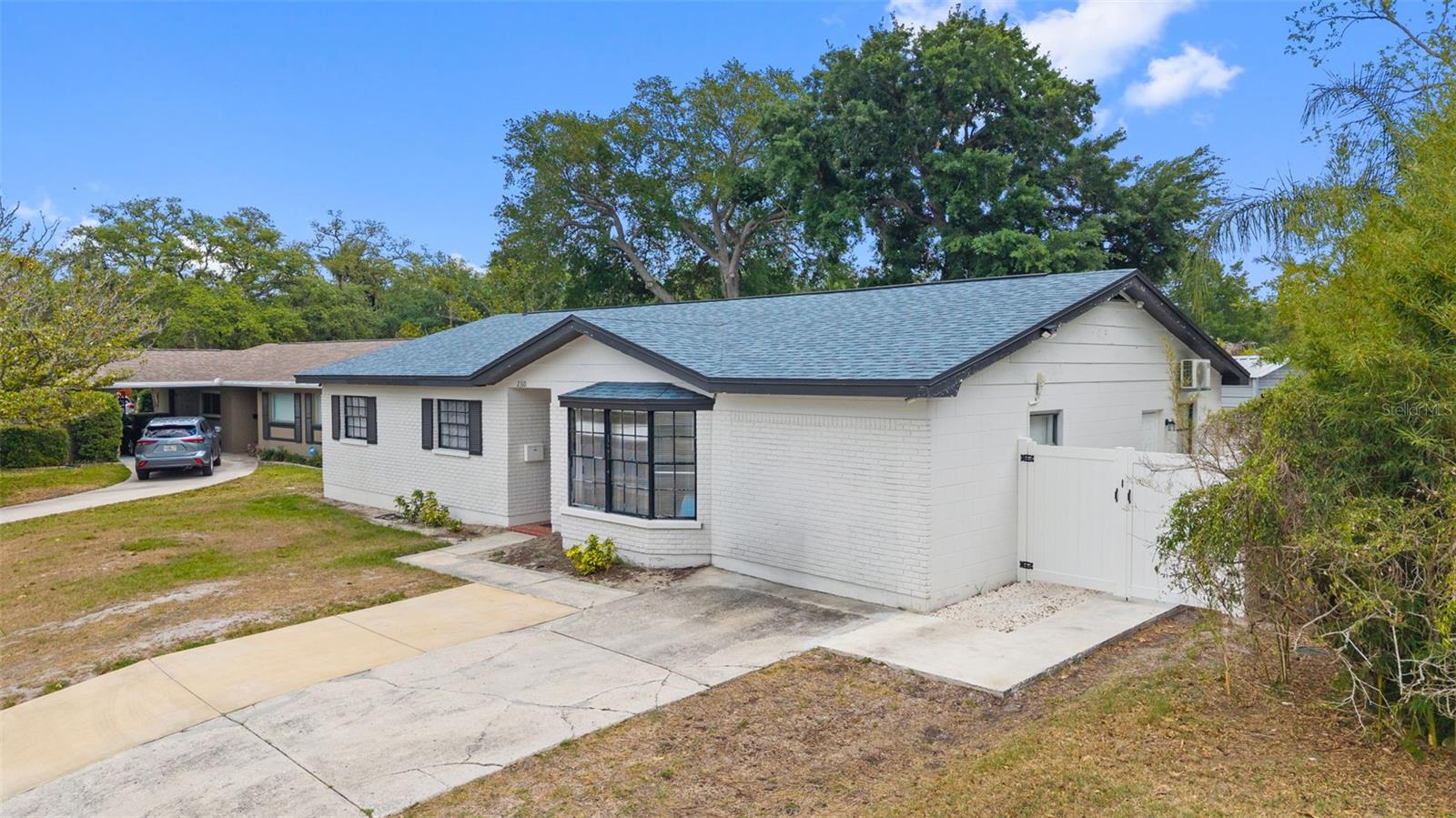 2310 W KNOLLWOOD PL, TAMPA, FL, 33604