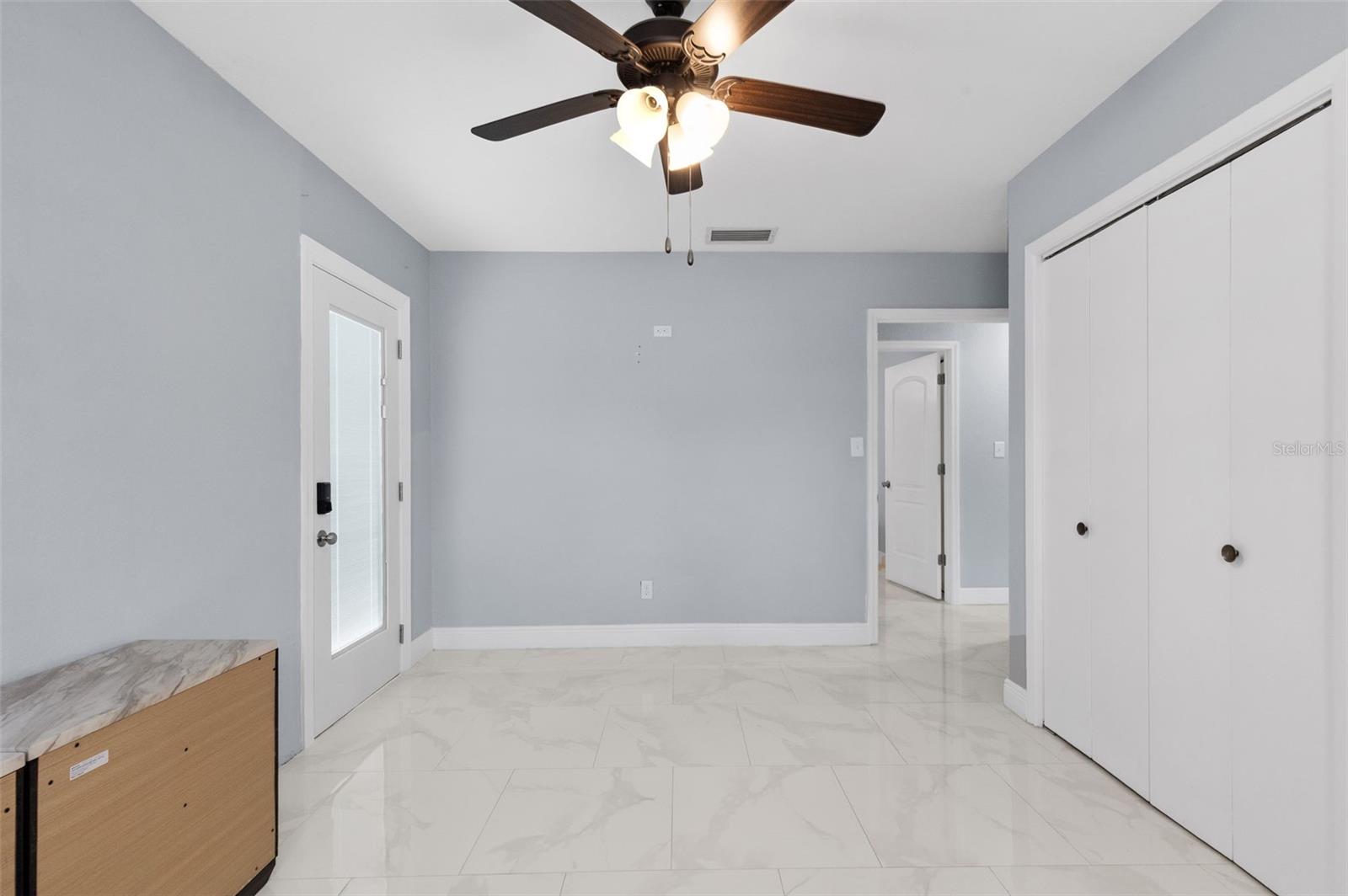 2310 W KNOLLWOOD PL, TAMPA, FL, 33604