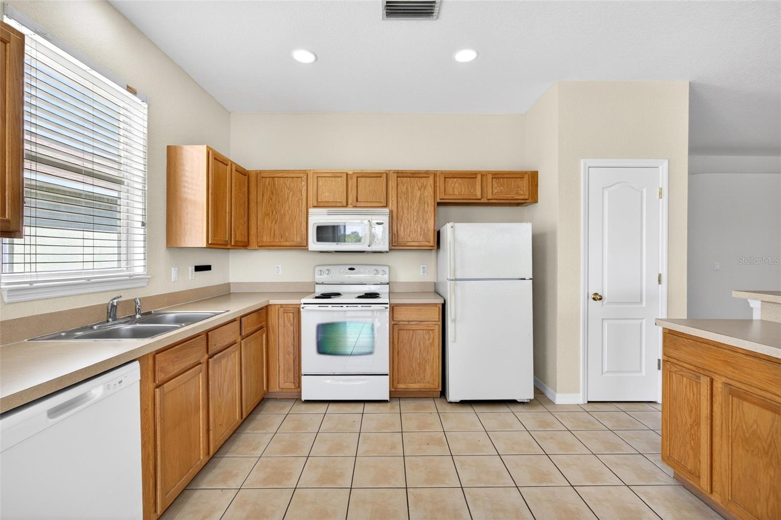 1823 SCARLETT AVE, NORTH PORT, FL, 34289