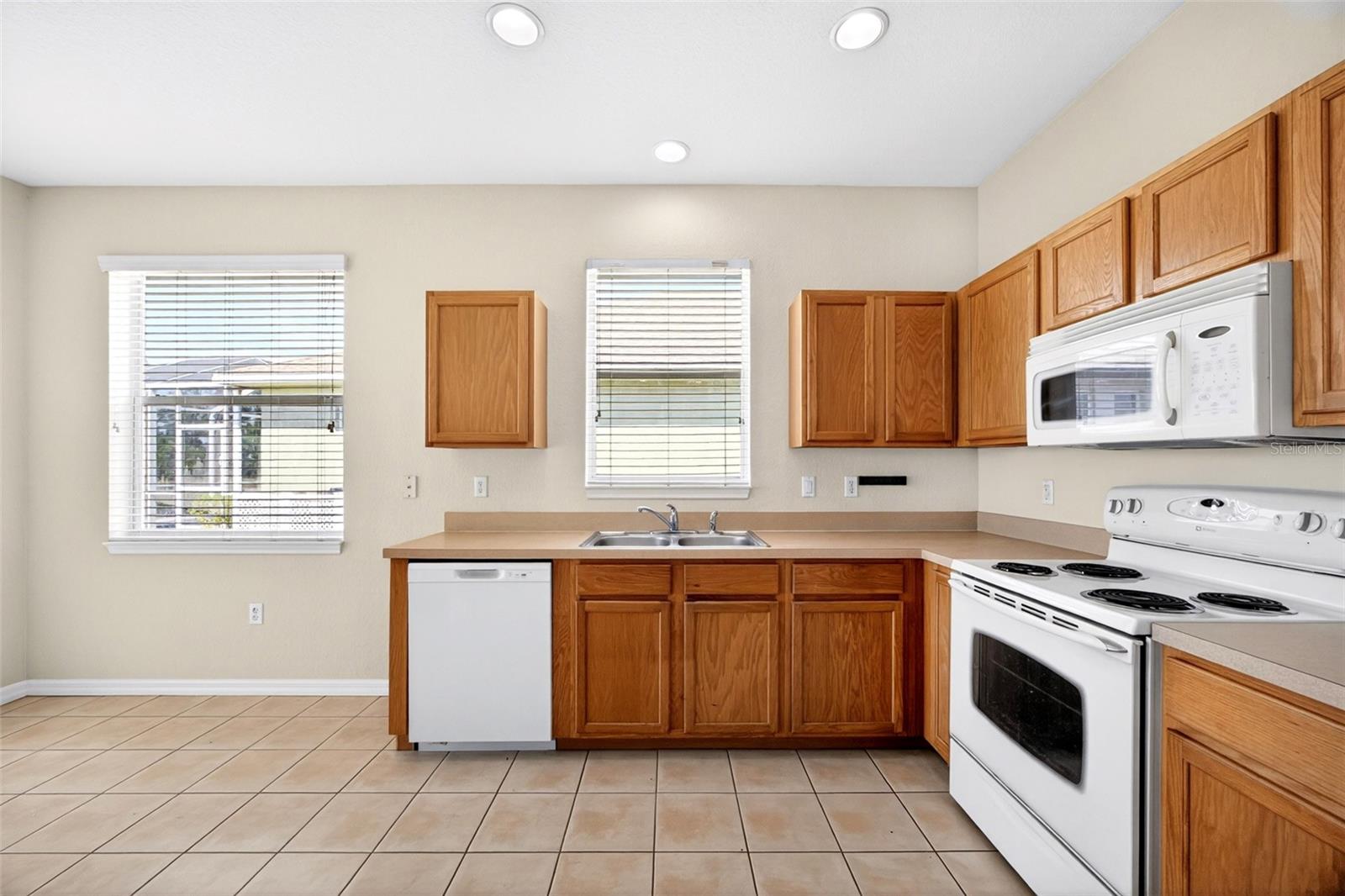 1823 SCARLETT AVE, NORTH PORT, FL, 34289