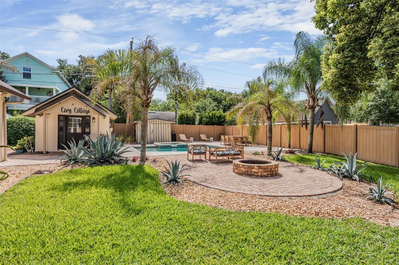 1830 CHEROKEE TRL, LAKELAND, FL, 33803