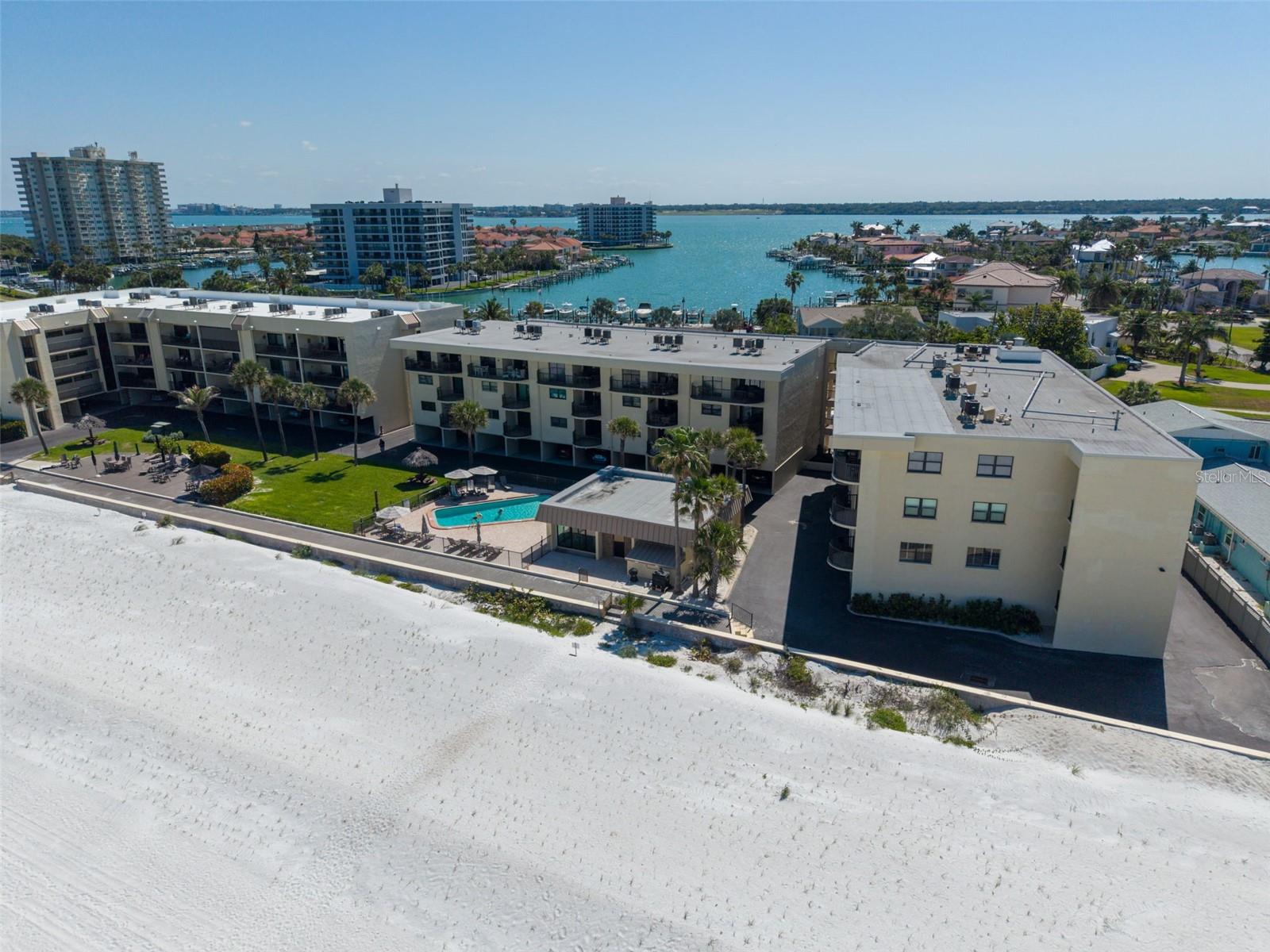 3500 GULF BLVD #407B, BELLEAIR BEACH, FL, 33786