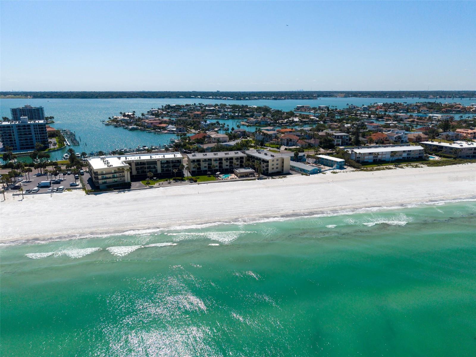 3500 GULF BLVD #407B, BELLEAIR BEACH, FL, 33786