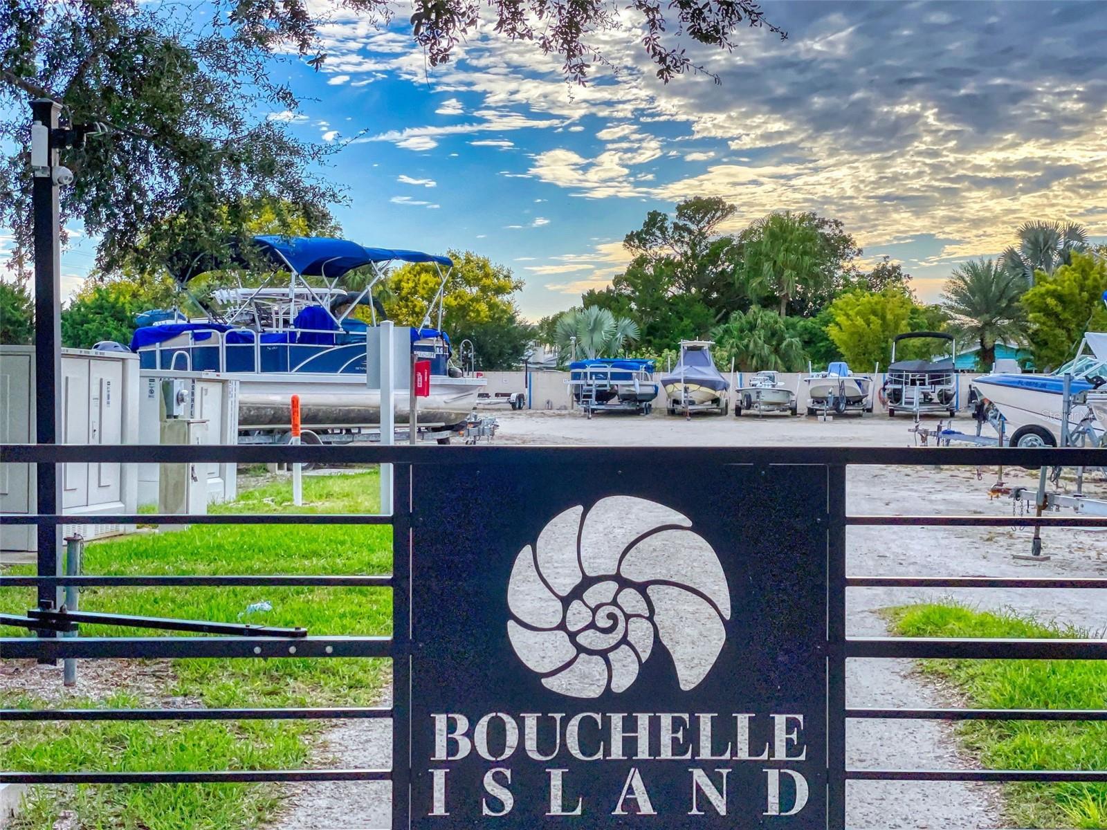 437 BOUCHELLE DR #201, NEW SMYRNA BEACH, FL, 32169