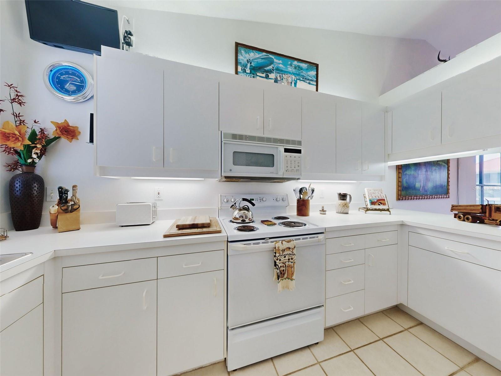 437 BOUCHELLE DR #201, NEW SMYRNA BEACH, FL, 32169