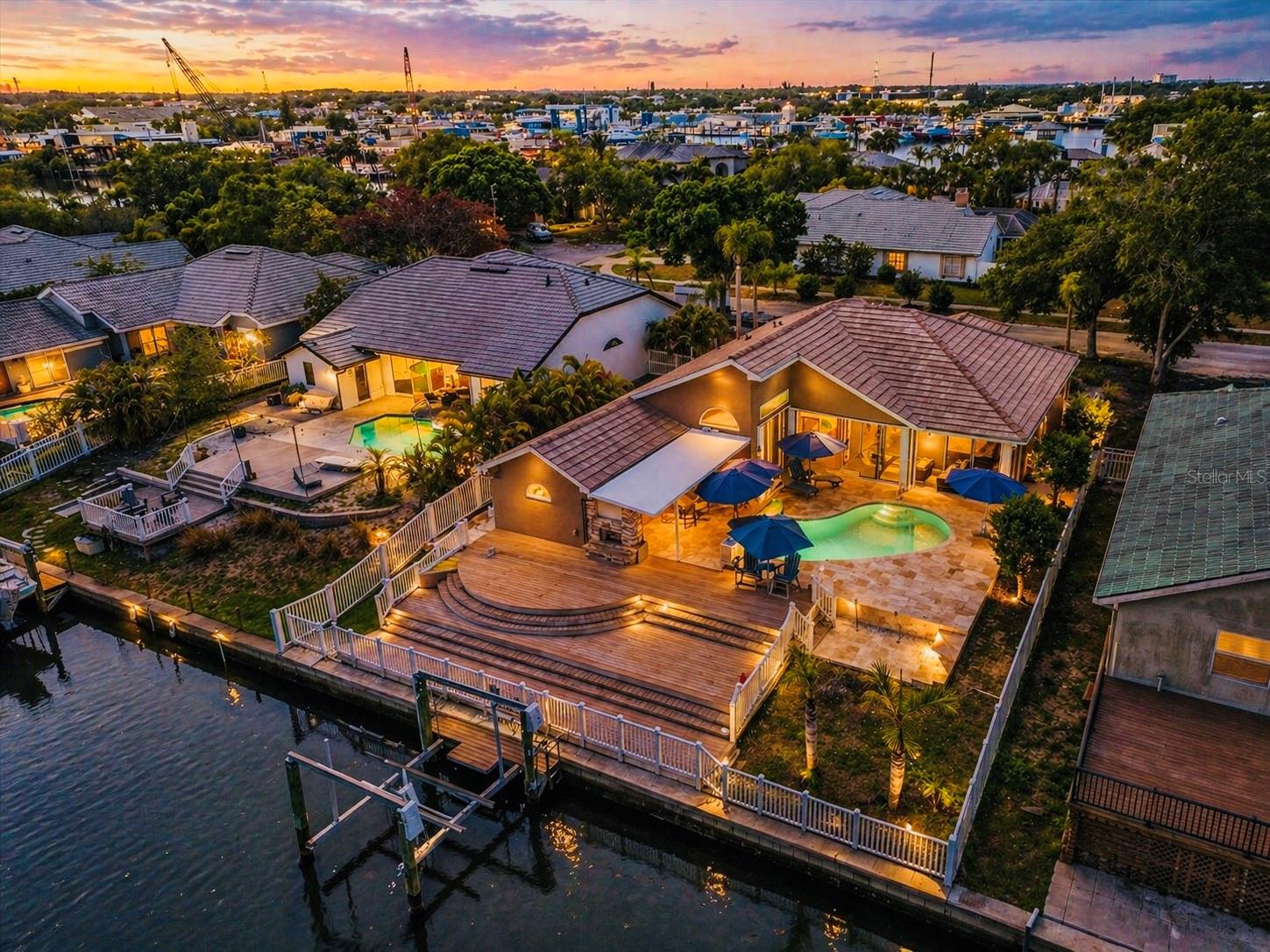 1114 MARINA DR, TARPON SPRINGS, FL, 34689