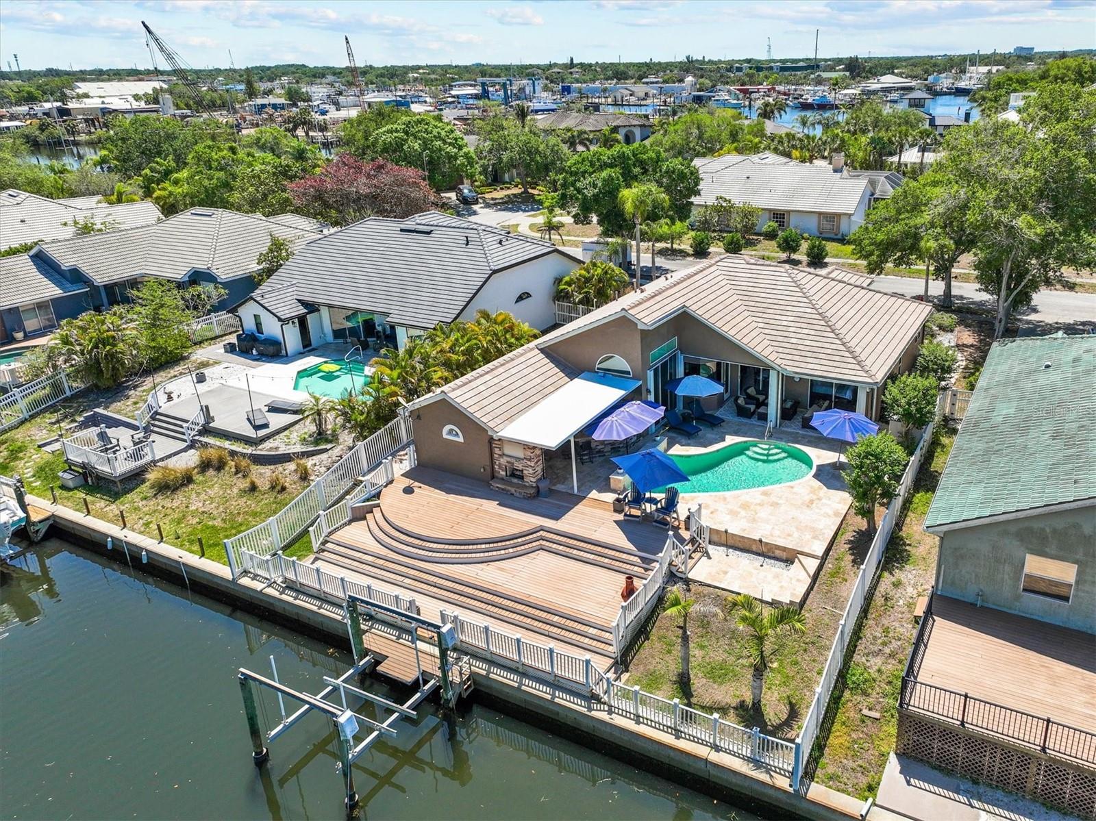 1114 MARINA DR, TARPON SPRINGS, FL, 34689