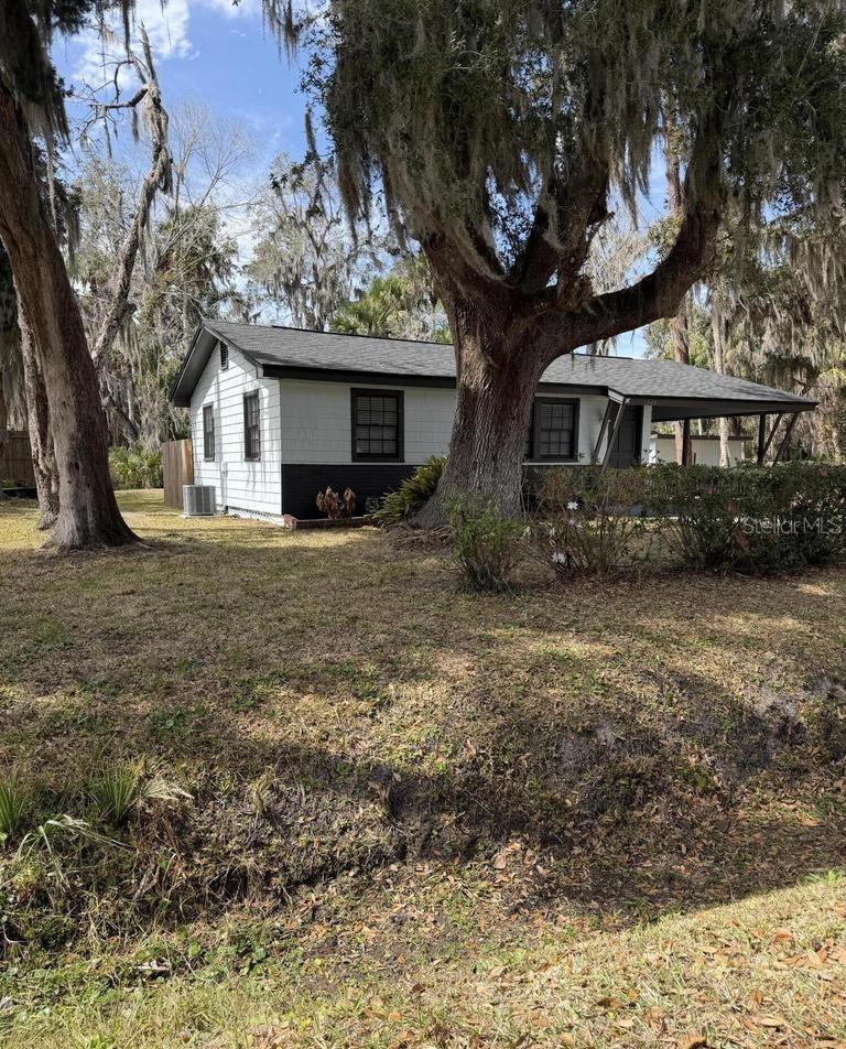 1040 B ST, NEW SMYRNA BEACH, FL, 32168