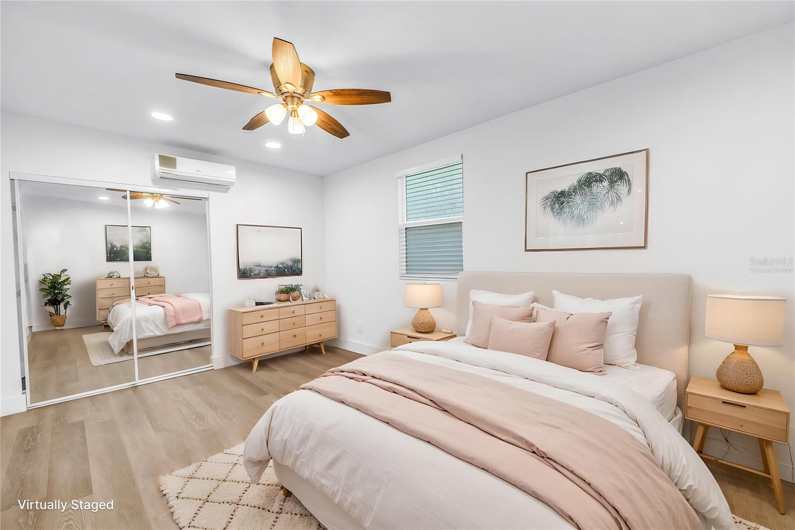 110 NE MONROE CIR N #1, ST PETERSBURG, FL, 33702