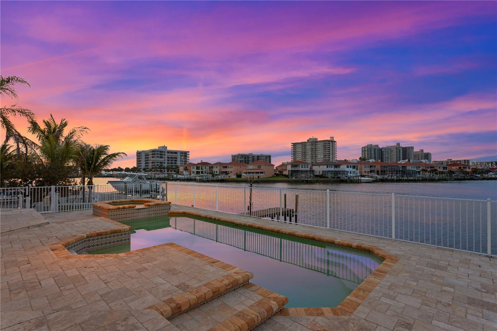 215 HARRISON AVE, BELLEAIR BEACH, FL, 33786