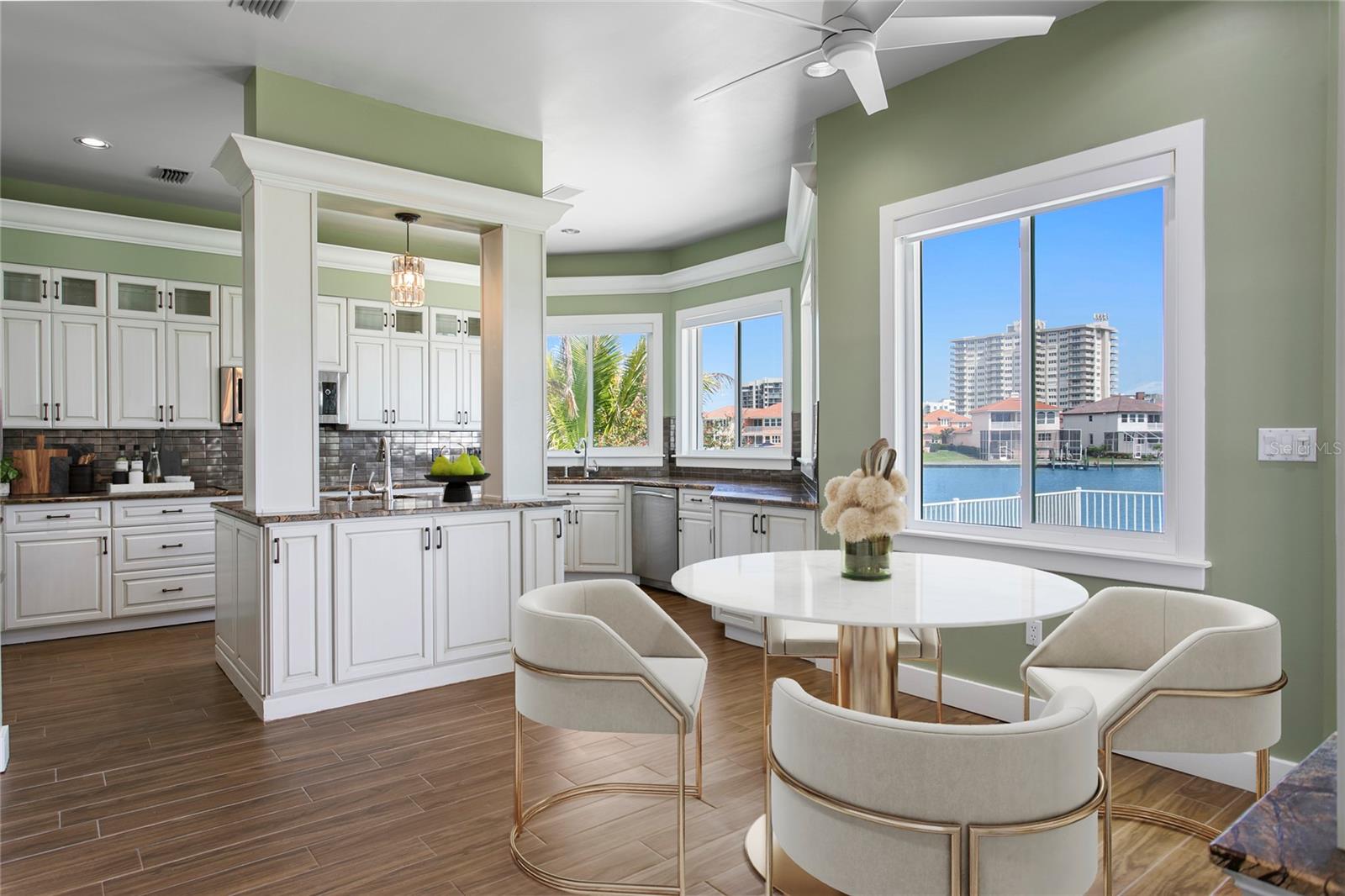 215 HARRISON AVE, BELLEAIR BEACH, FL, 33786