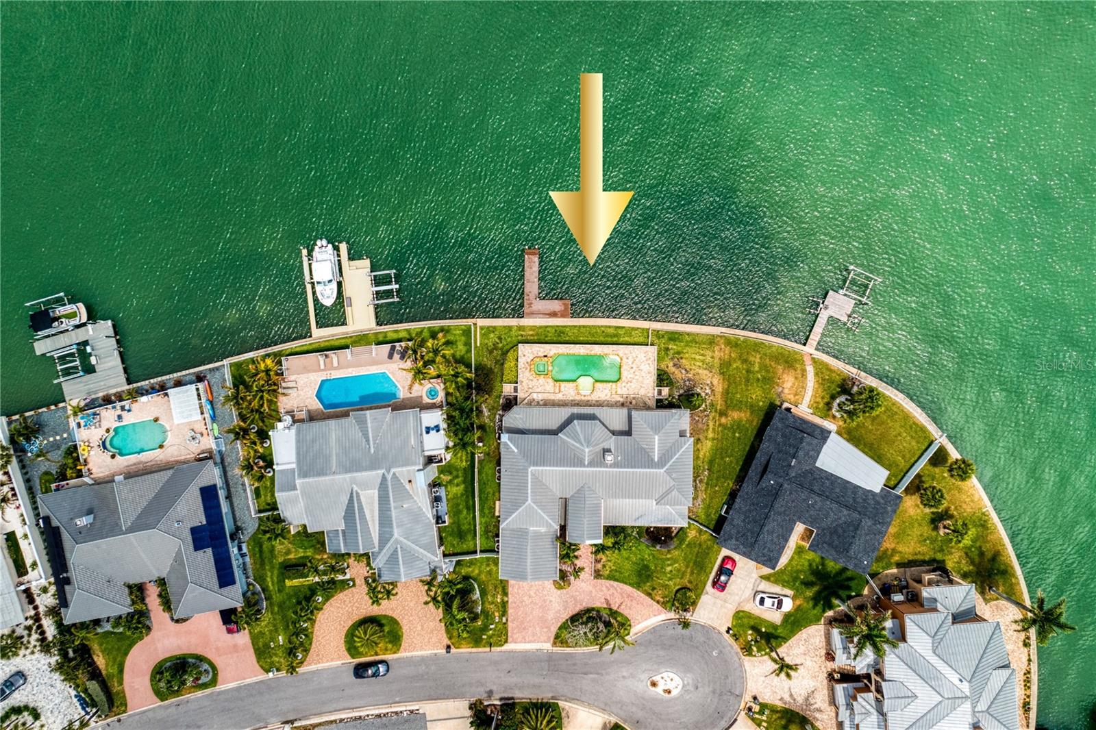 215 HARRISON AVE, BELLEAIR BEACH, FL, 33786