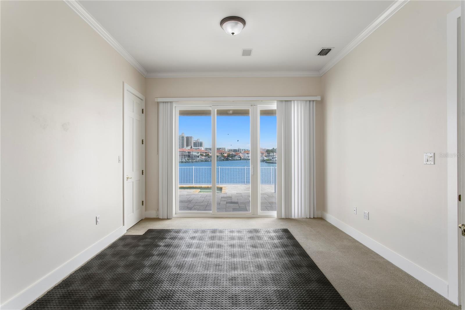 215 HARRISON AVE, BELLEAIR BEACH, FL, 33786