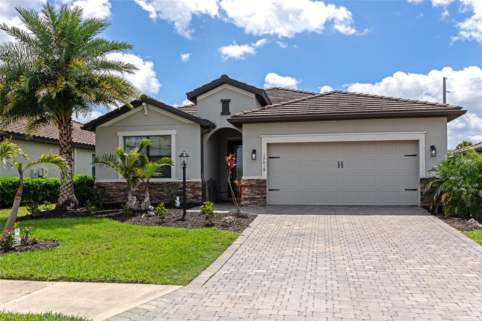 17418 BLUE RIDGE PL, LAKEWOOD RANCH, FL, 34211