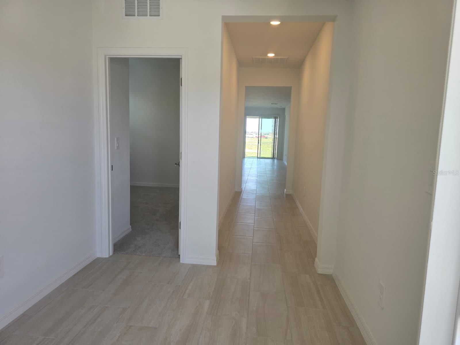 9325 SCOUTER BEE PL, LAND O LAKES, FL, 34637