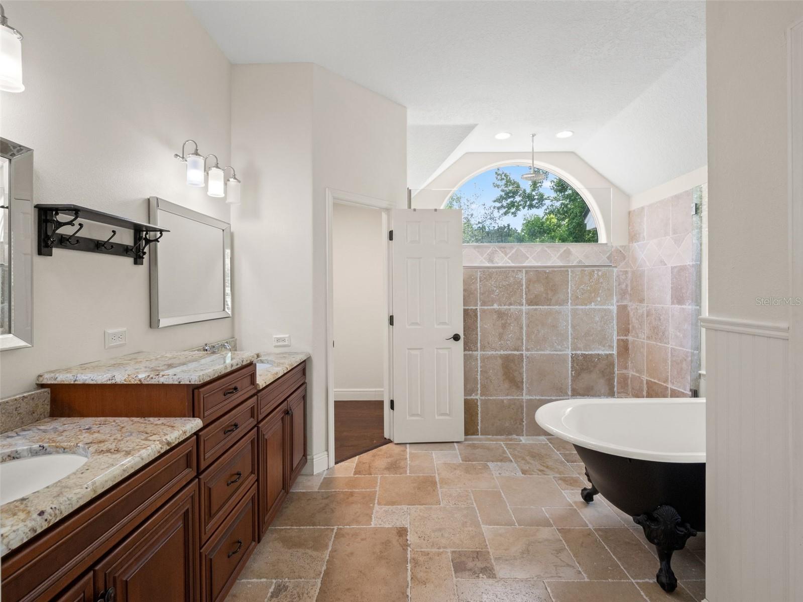 515 W PALM VALLEY DR, OVIEDO, FL, 32765