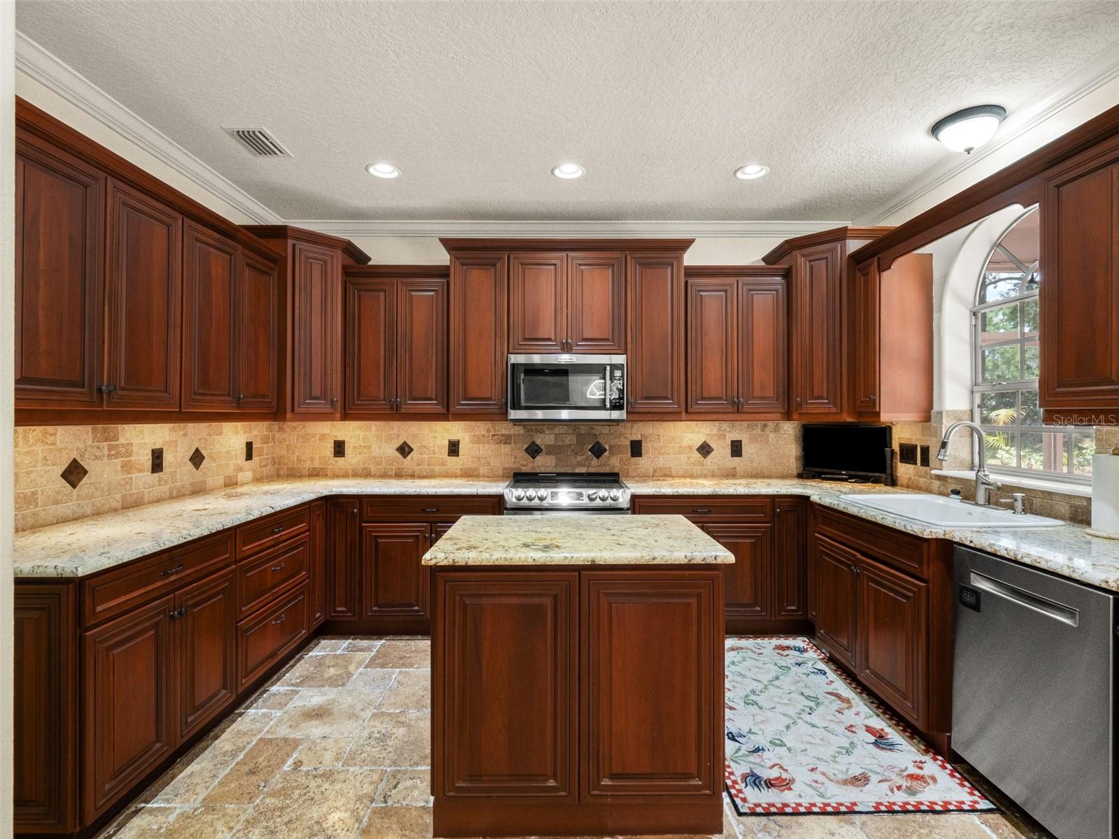 515 W PALM VALLEY DR, OVIEDO, FL, 32765