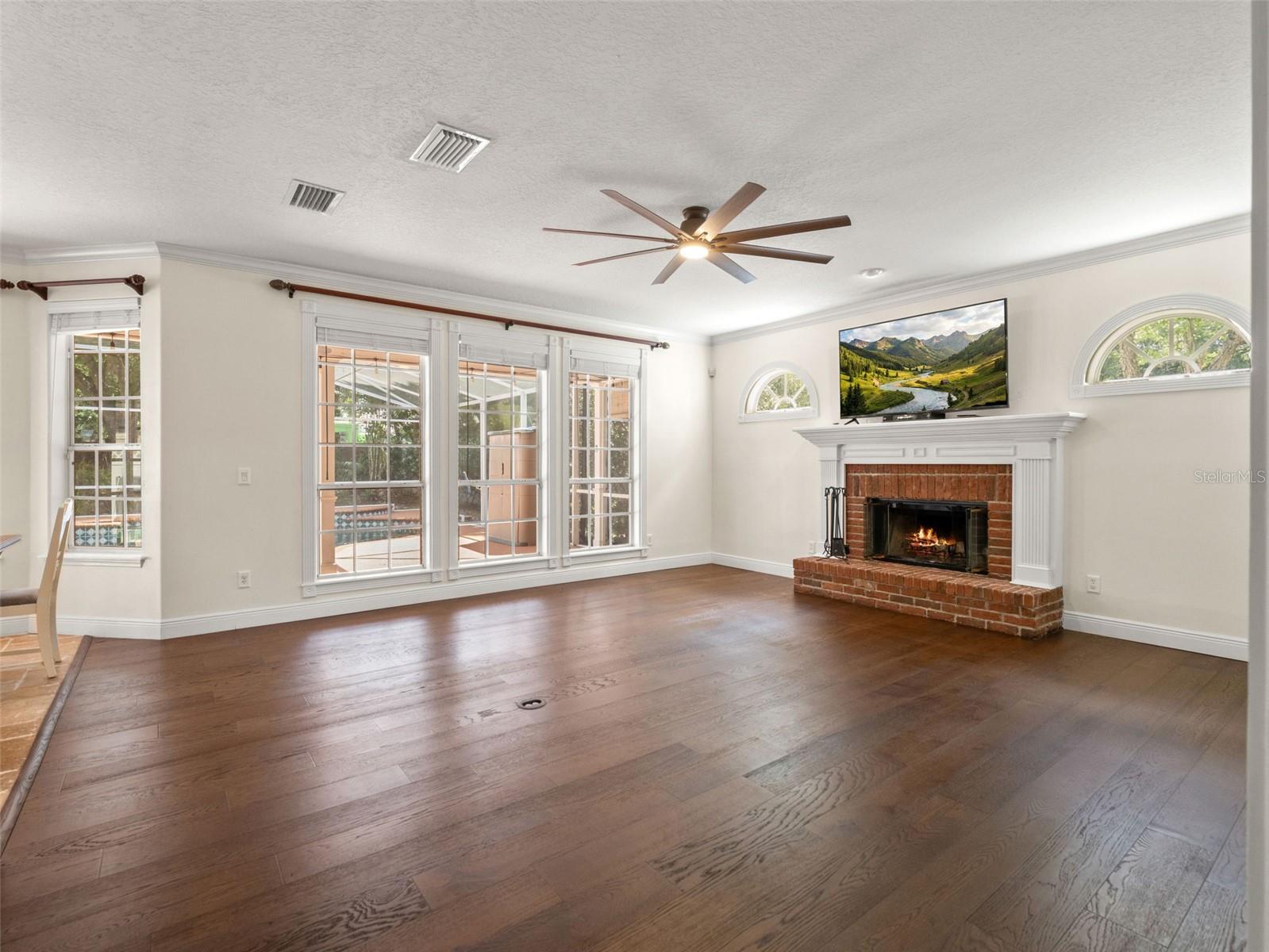 515 W PALM VALLEY DR, OVIEDO, FL, 32765