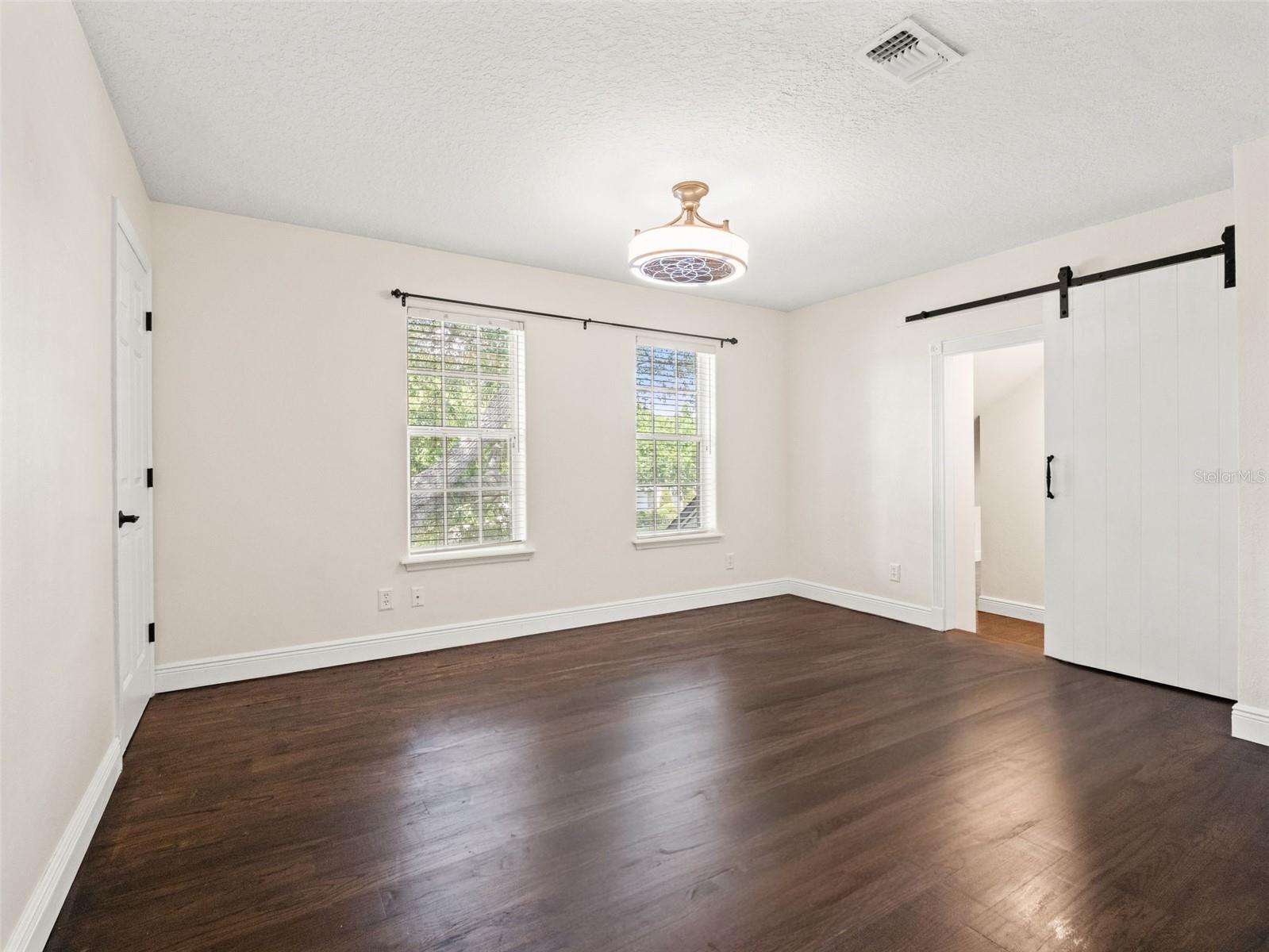 515 W PALM VALLEY DR, OVIEDO, FL, 32765