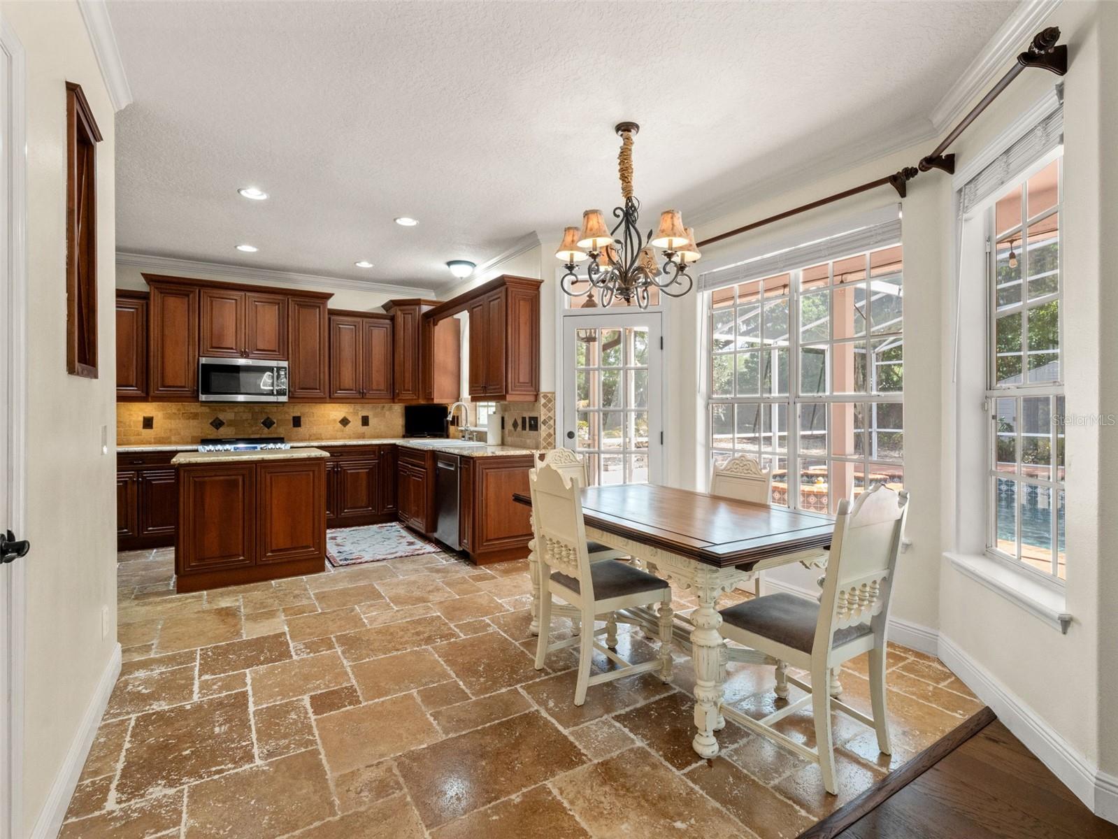 515 W PALM VALLEY DR, OVIEDO, FL, 32765