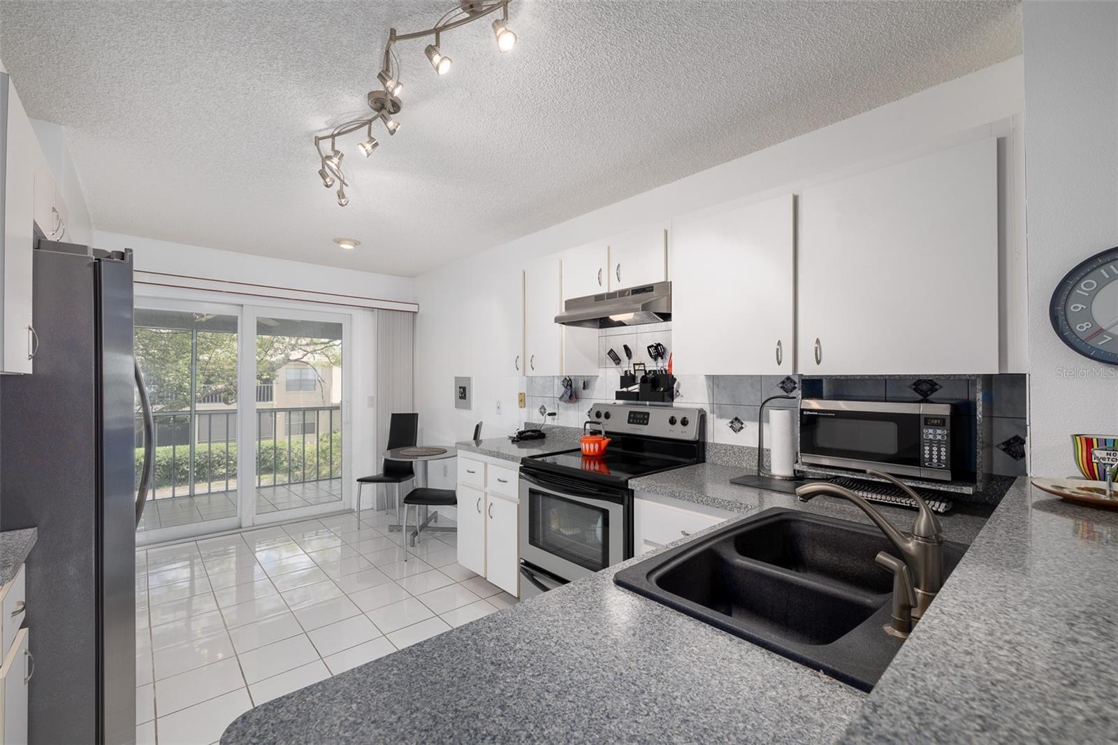 7837 HARDWICK DR #323, NEW PORT RICHEY, FL, 34653