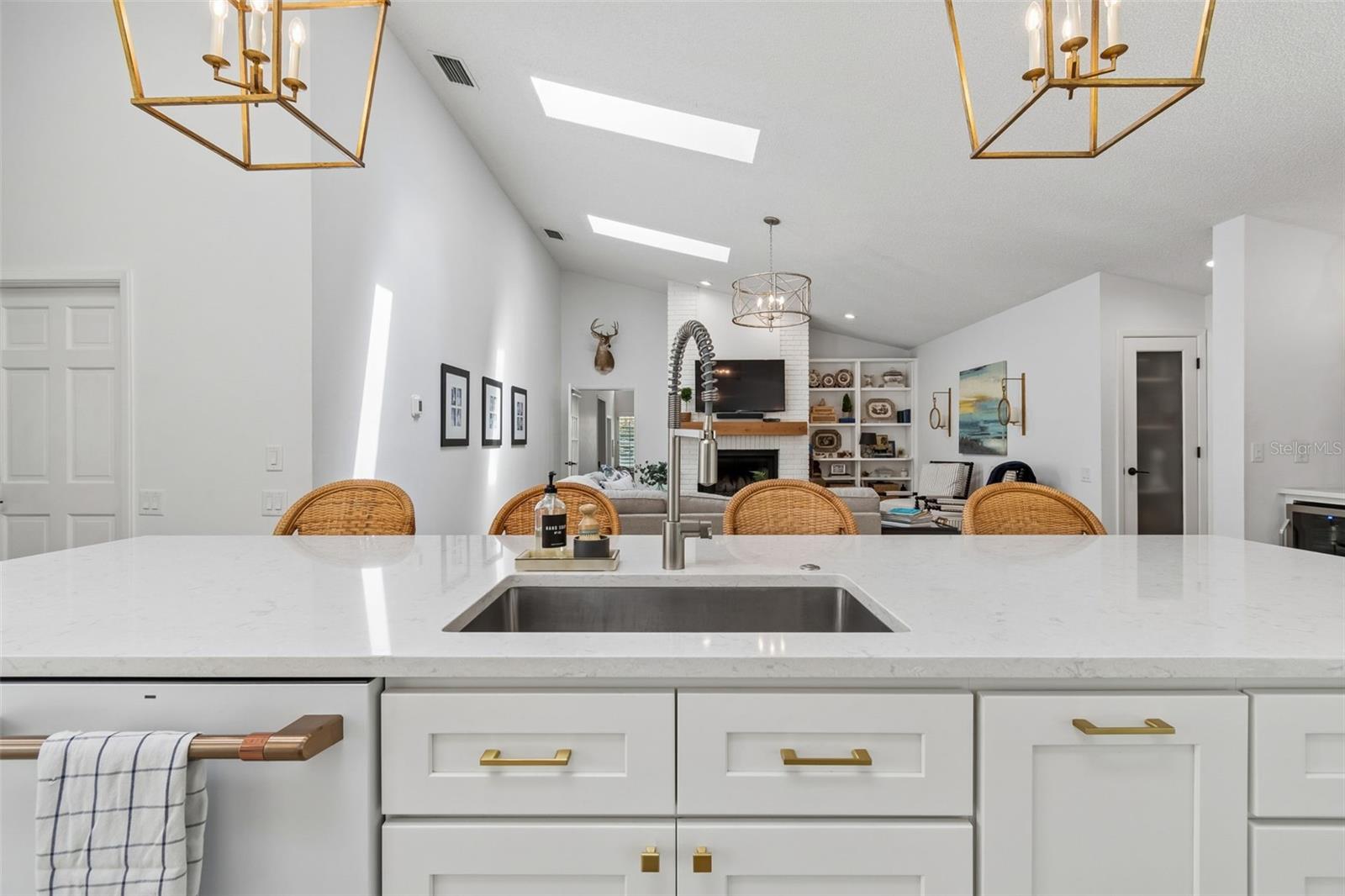 3337 HYDE PARK DR, CLEARWATER, FL, 33761