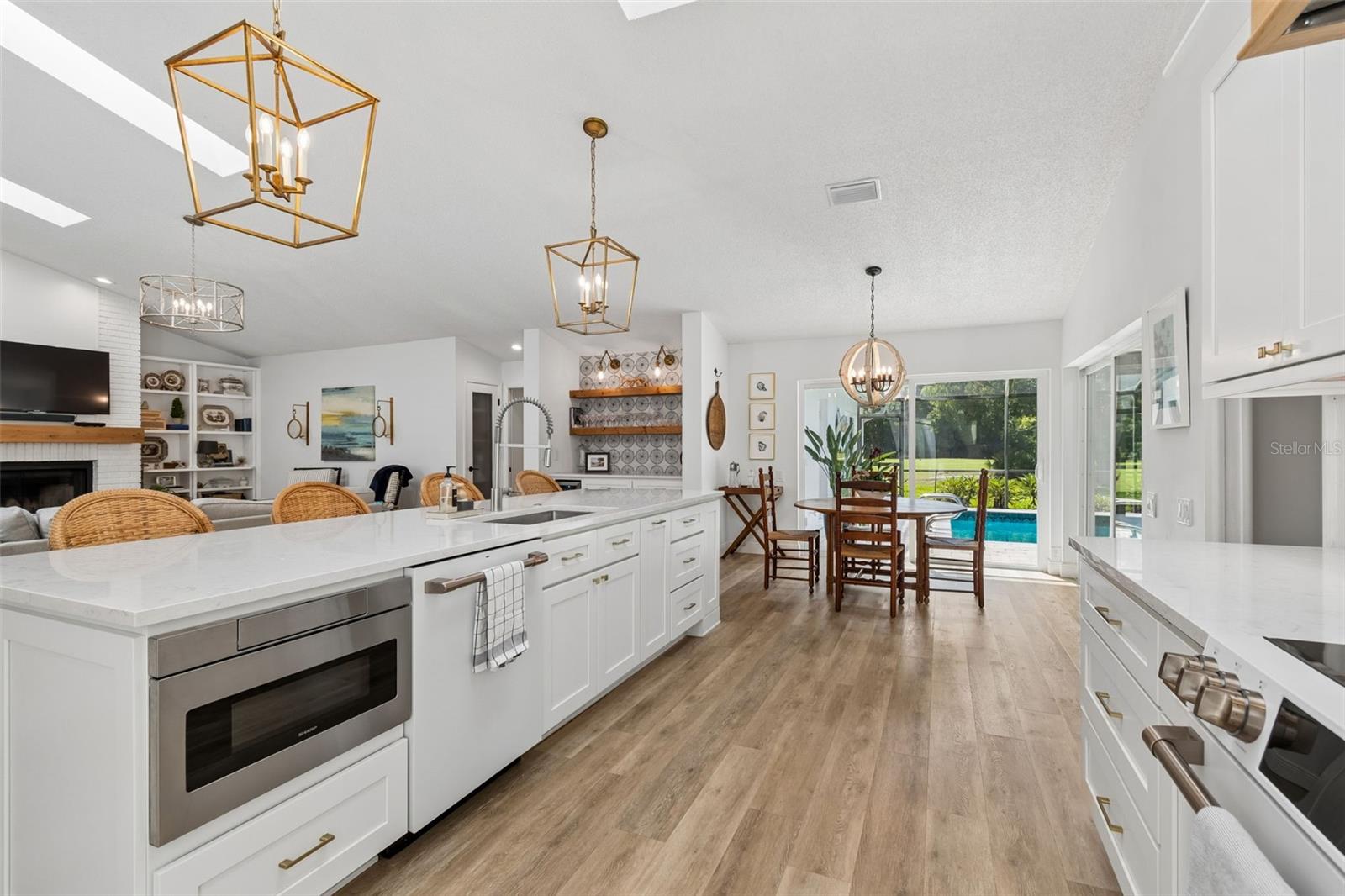 3337 HYDE PARK DR, CLEARWATER, FL, 33761