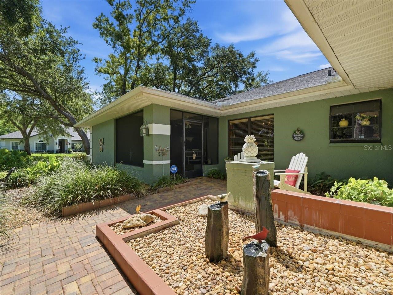 5046 BARROWE DR, TAMPA, FL, 33624