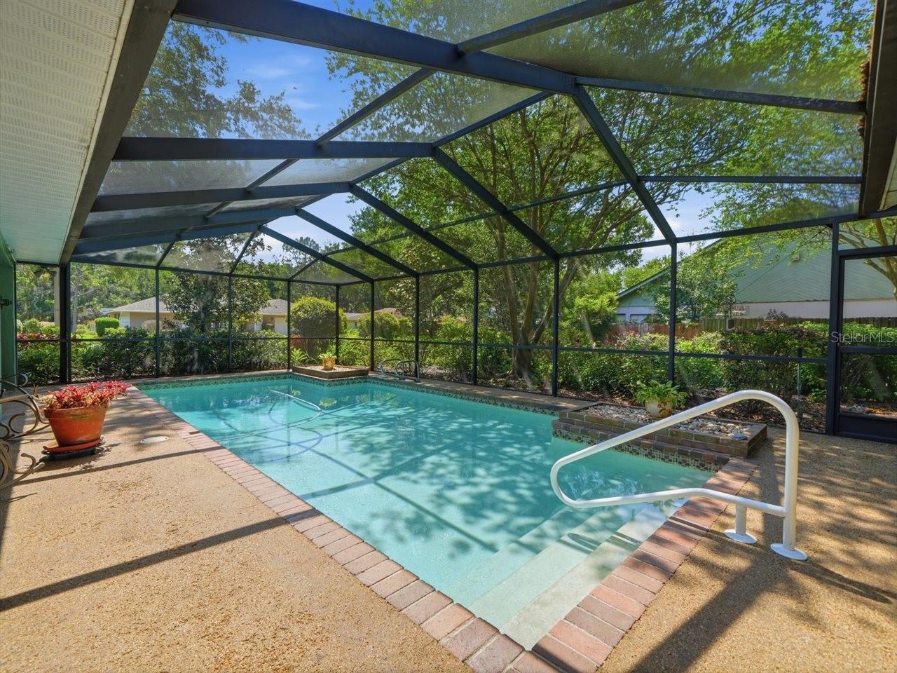 5046 BARROWE DR, TAMPA, FL, 33624