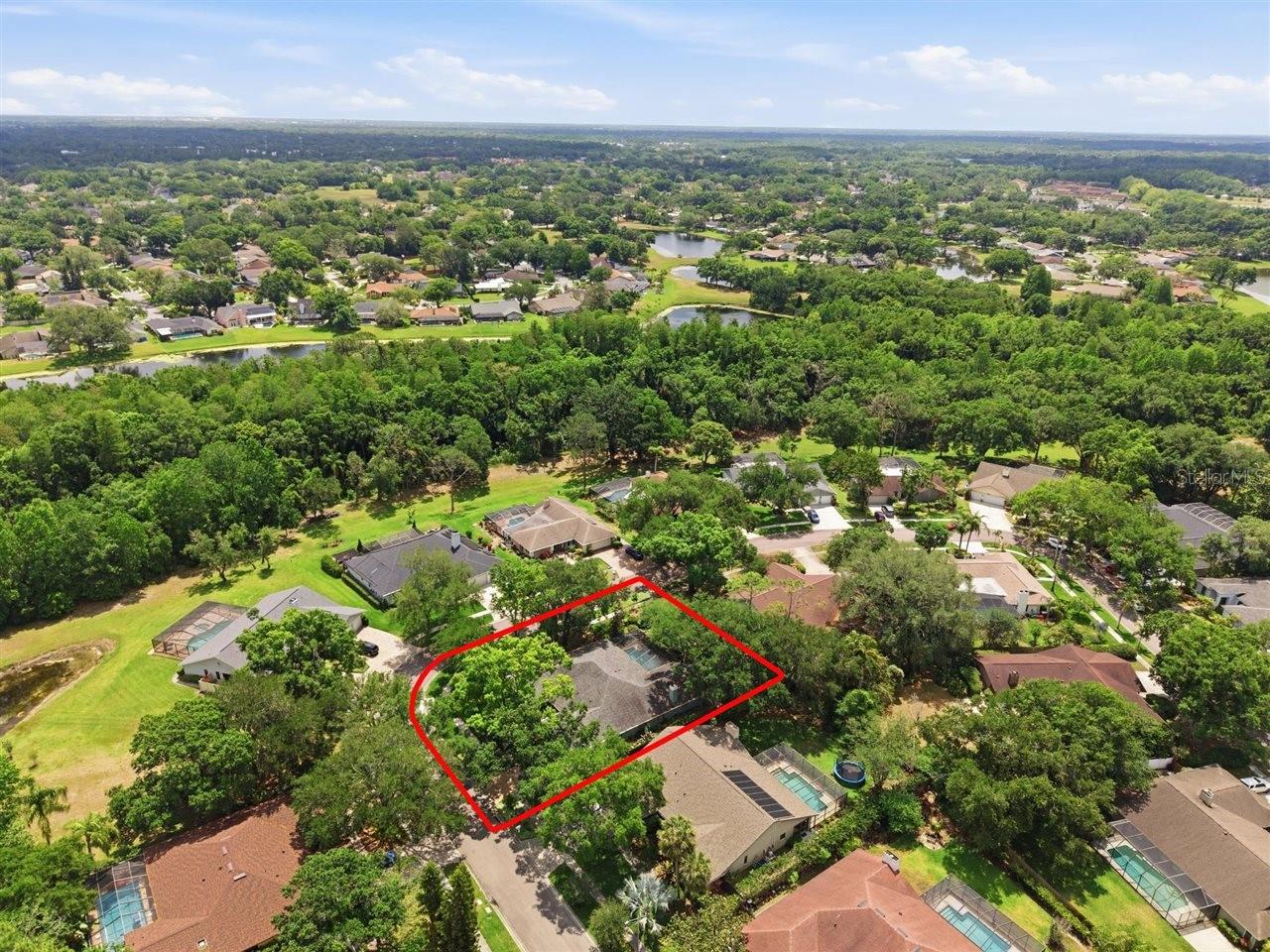 5046 BARROWE DR, TAMPA, FL, 33624