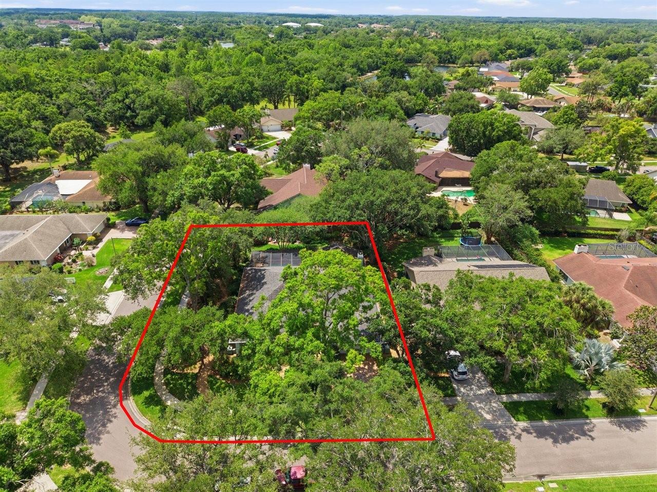 5046 BARROWE DR, TAMPA, FL, 33624