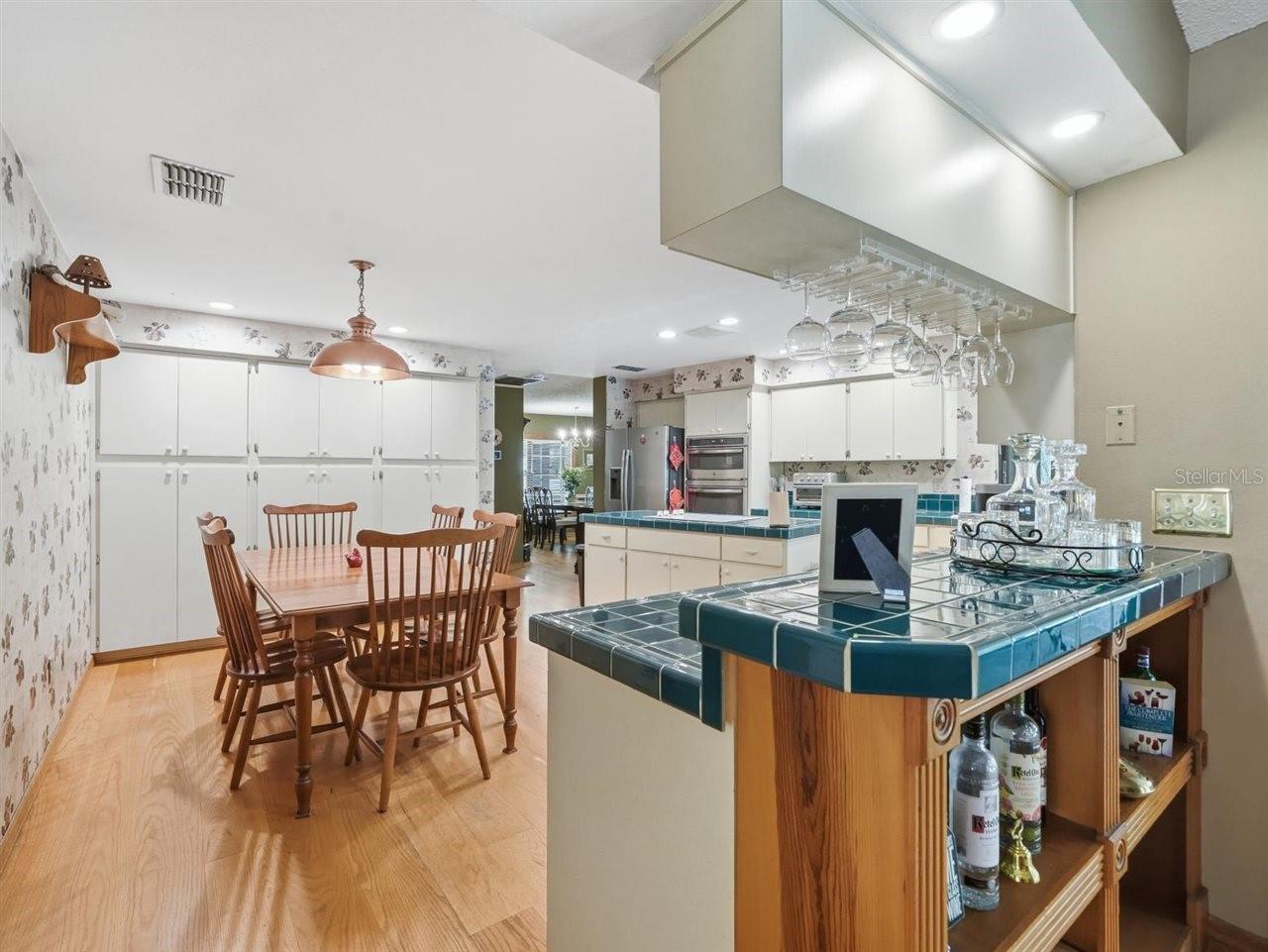 5046 BARROWE DR, TAMPA, FL, 33624