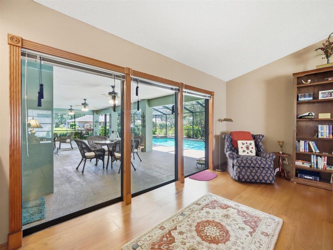5046 BARROWE DR, TAMPA, FL, 33624